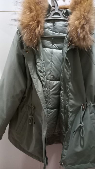 Продам куртку зимнюю