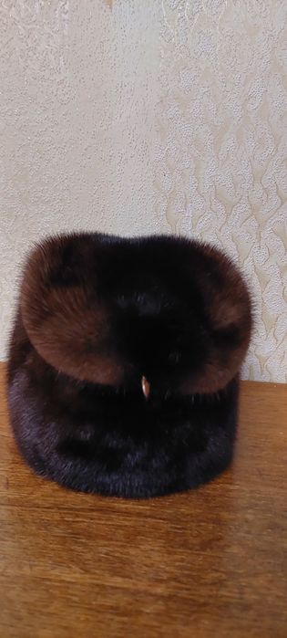 Продам норковую шапку