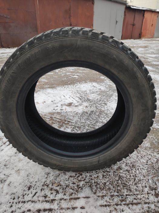 Продам зимние шипованные шины 195×65×15, 185 ×60×15,, два комплекта