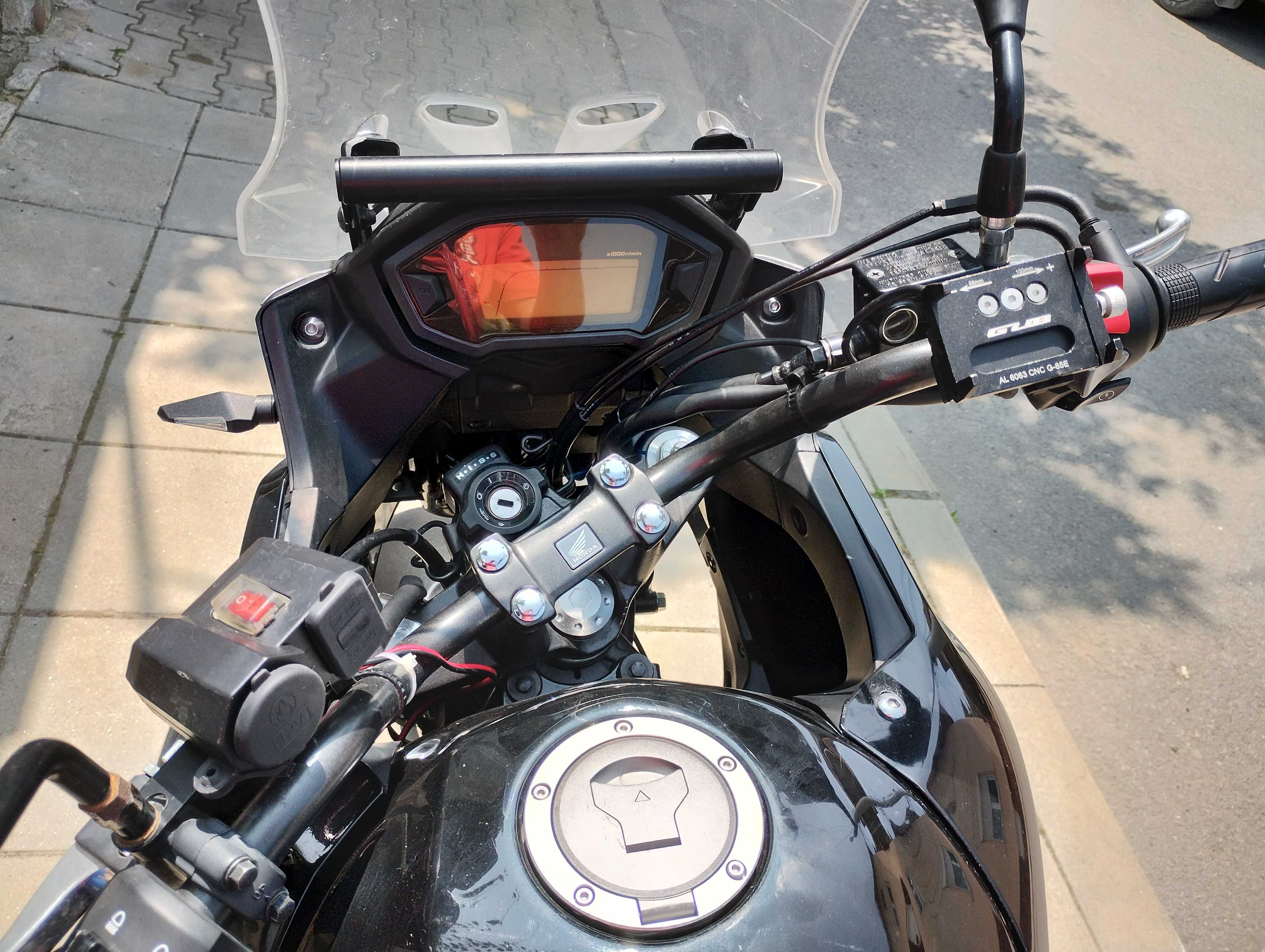 Мотоциклет Хонда CB 500 X