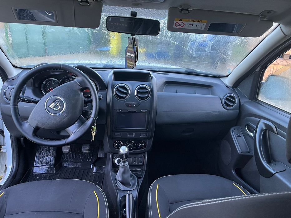 Dacia Duster Editie limitata / 4x4 / 2015 / Euro 5