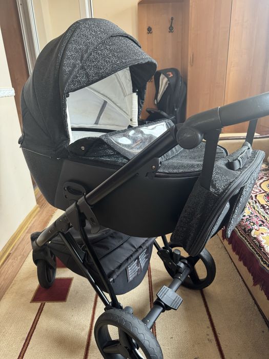 Продам коляску 2в1 Ining Baby F1