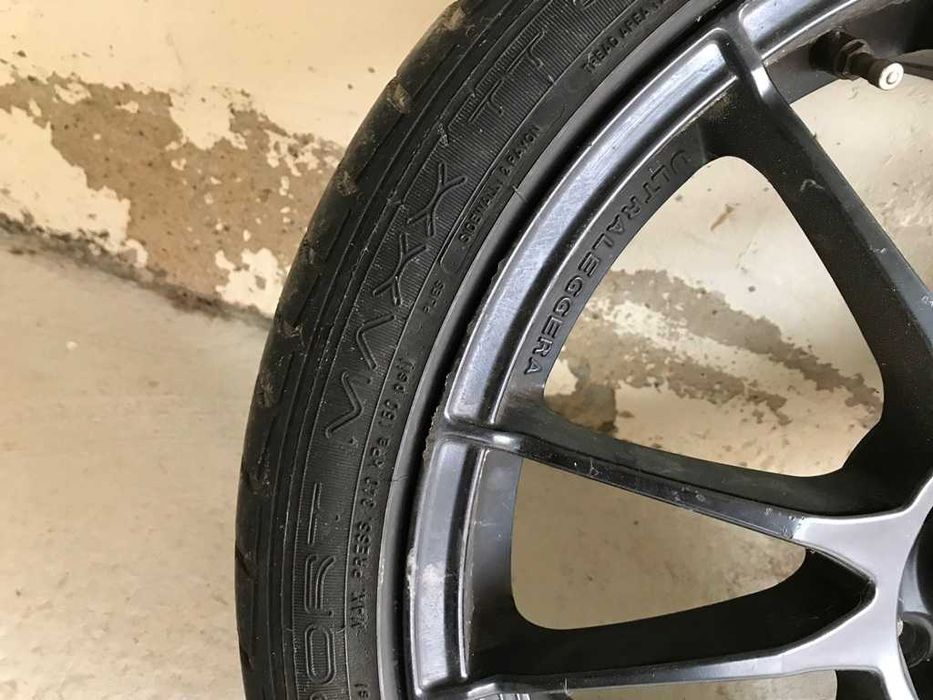 OZ Racing Ultraleggera - 8x18 / 5x114,3