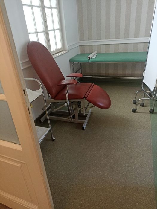 Canapele consultații medicale