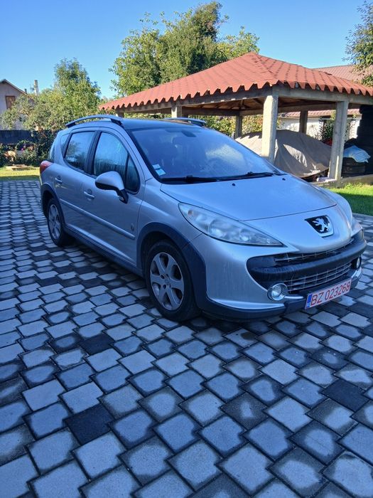 Peugeot 207 sw ..
