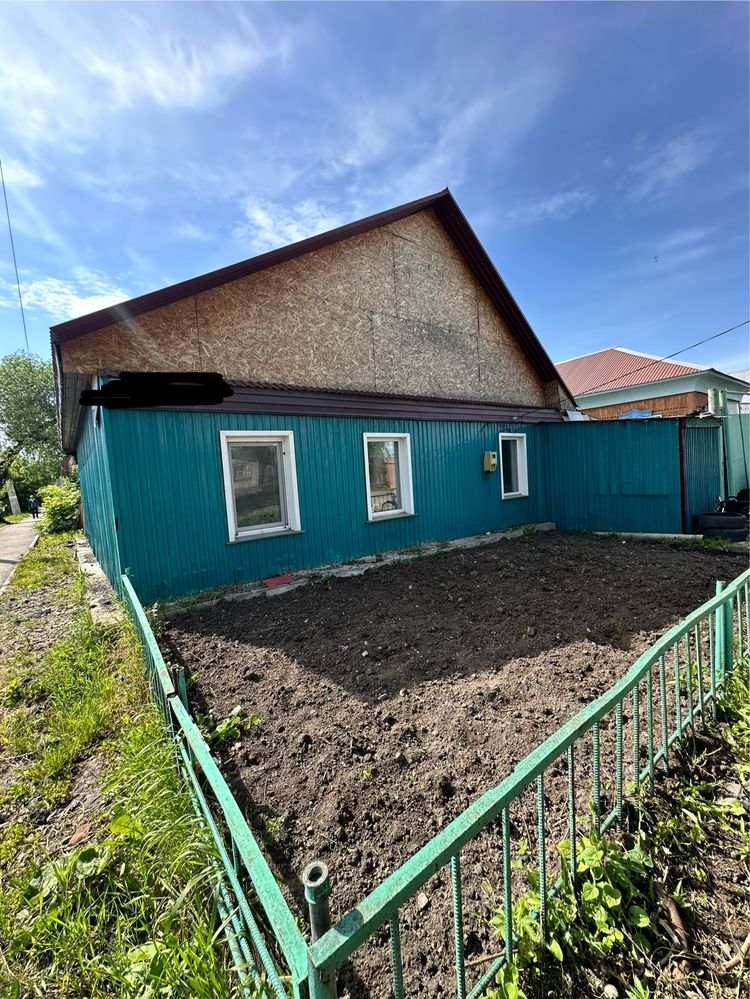 Продается частный дом в рабочем поселке.