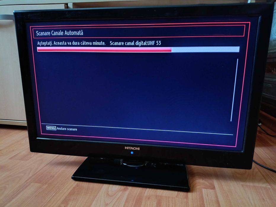 Televizor Hitachi full HD.