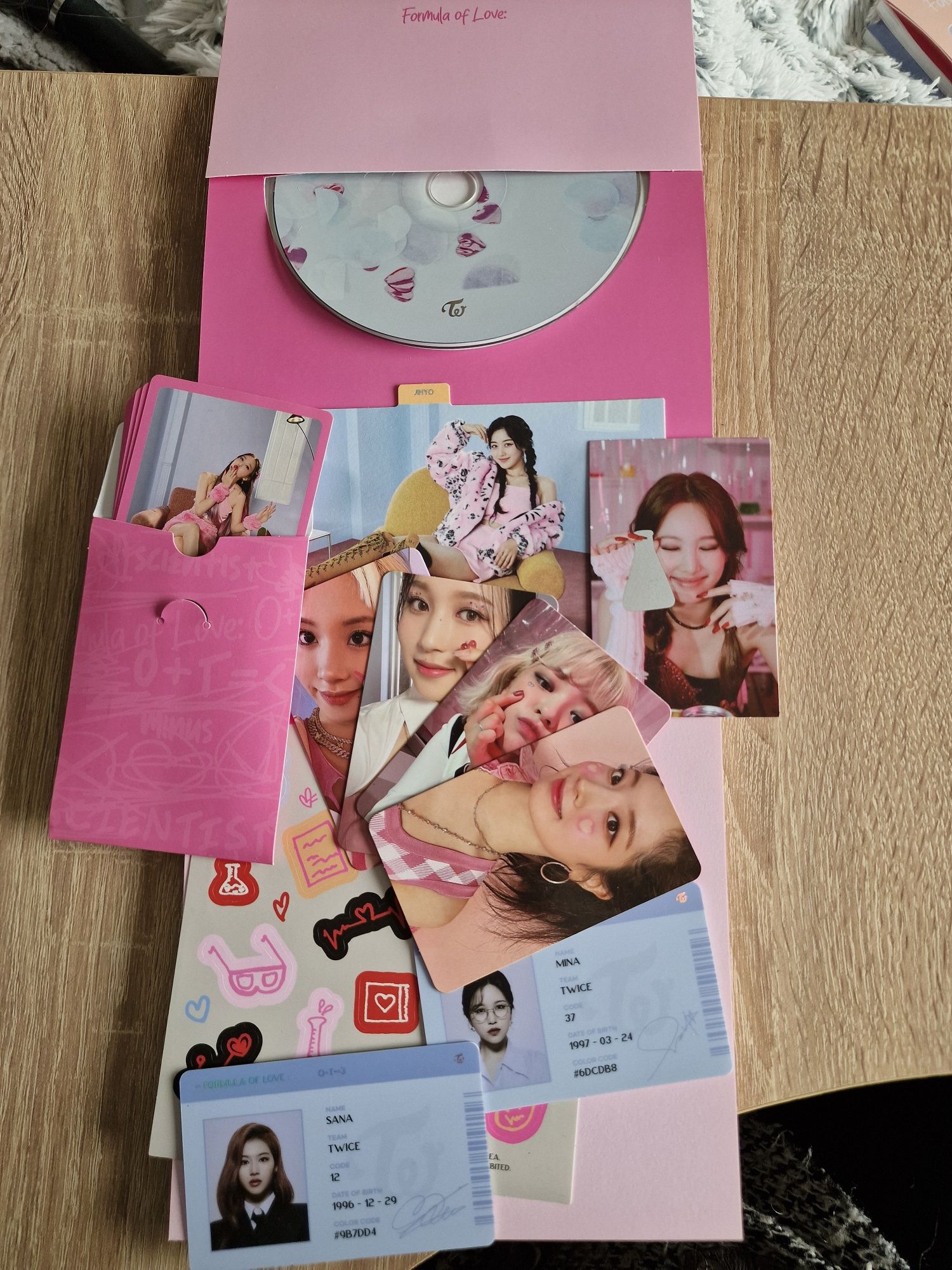 (All Ver.) TWICE Formula of Love: O+T=< 3