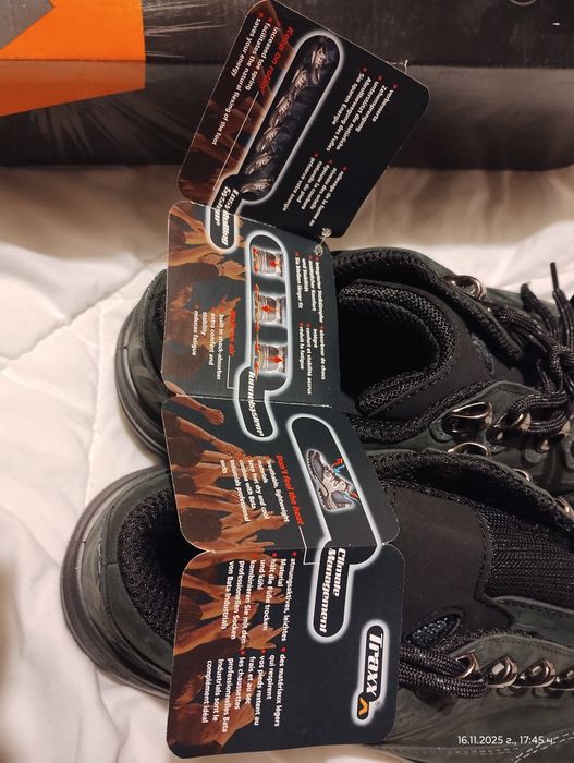 Работни обувки НОВИ