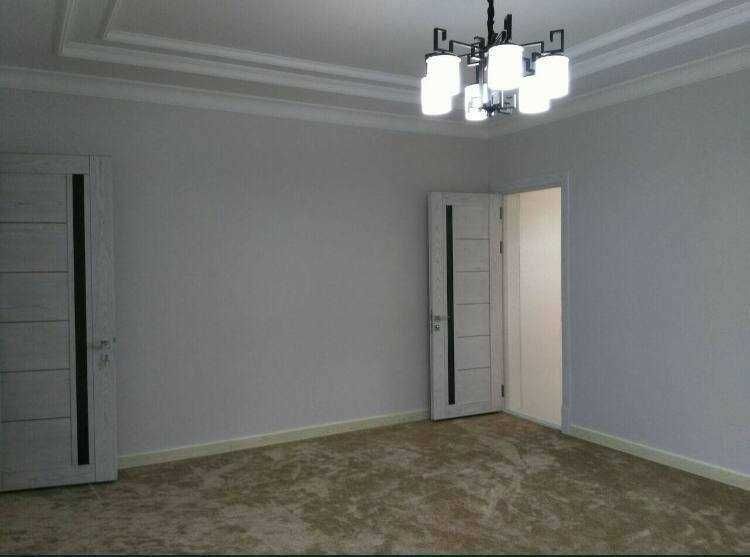 Резиденция вдоль Буз-Су 1500 м2 Центр м-в. Лабзак 20 сот Офис; Бизнес