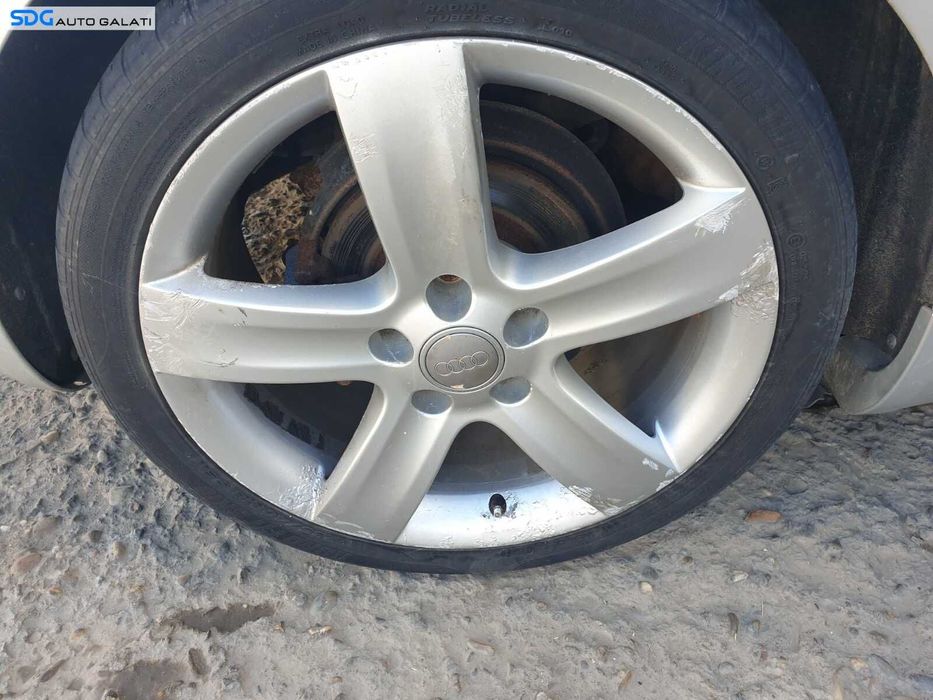 Set 4 Jante Roti Aliaj 235 40 18 R18 5x112 Anvelope Vara Bune Skoda Octavia 3 2013 - 2017 Cod 8E0071498