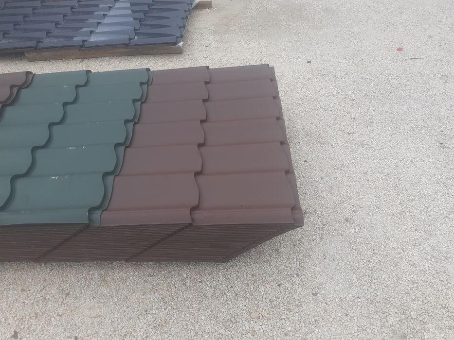 Tigla metalica ceramica