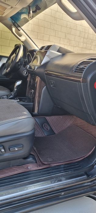 ПРАДО 150 в отличном состоянии СРОЧНО.