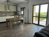 Apartament 3 camere de inchiriat