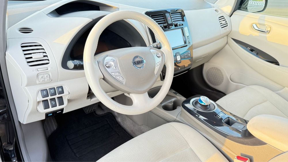 Nissan LEAF - 80KW/h -Automat -Climă -Full Led