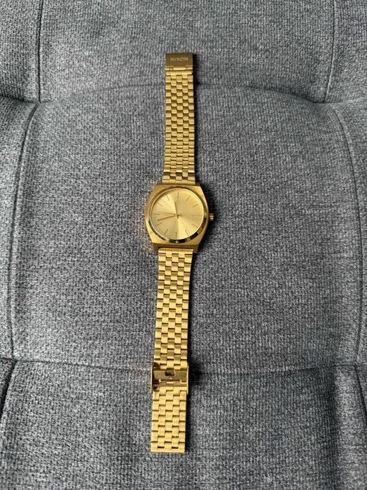 Унисекс златен часовник Nixon 37 мм A045 511-00