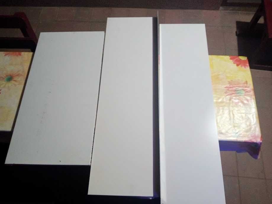 Etajere din tabla pentru rafturi si dulapuri