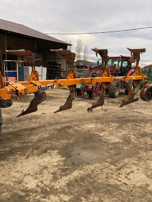 Vând plug huard 4 brazde