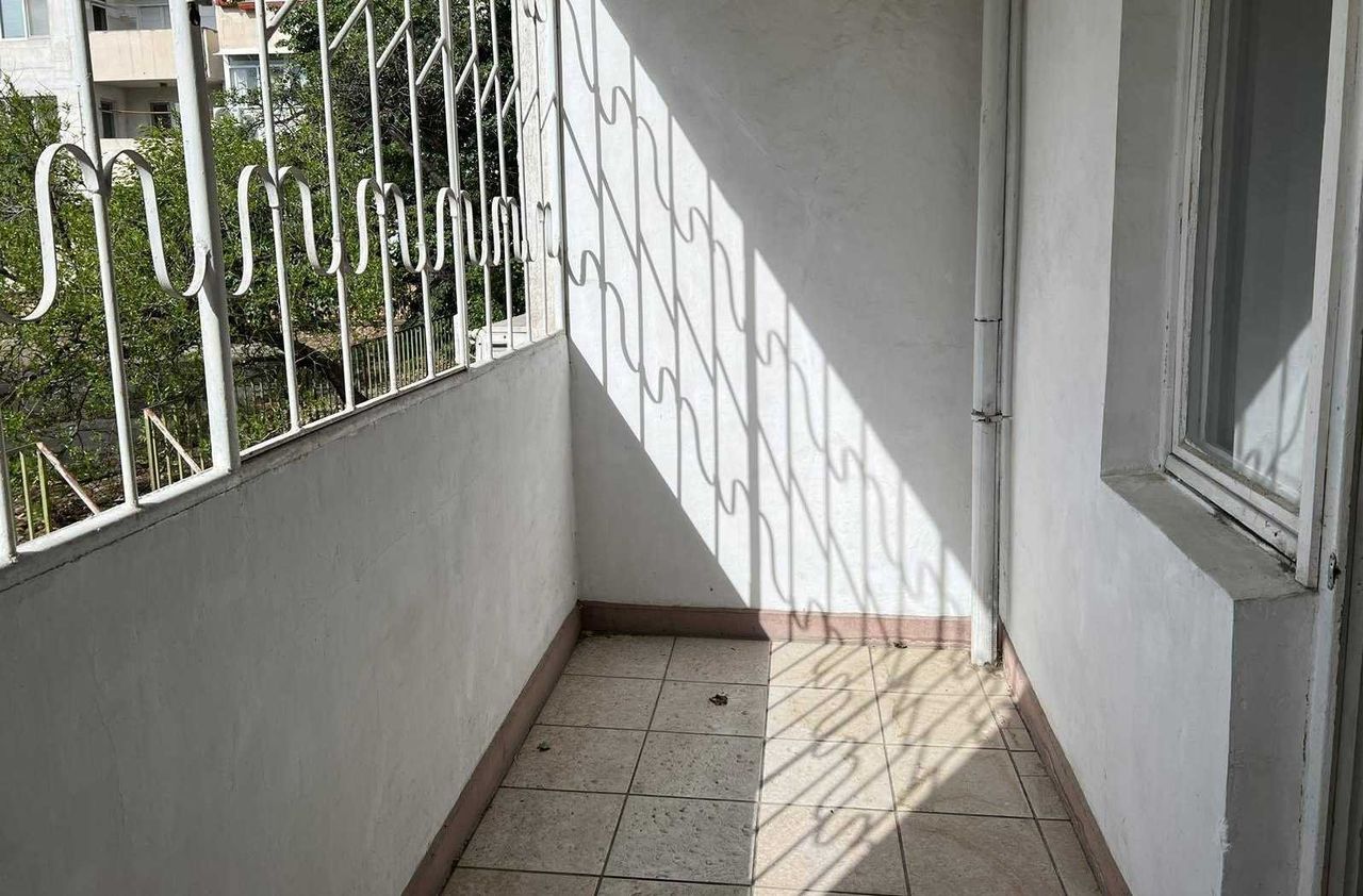 Продава се Четиристаен апартамент в Стара Загора, Център - 97 кв.м за 959 €/кв.м - Снимка #7