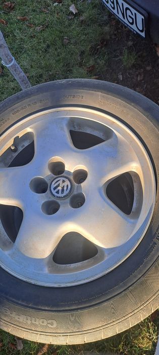 Genti aliaj.            .