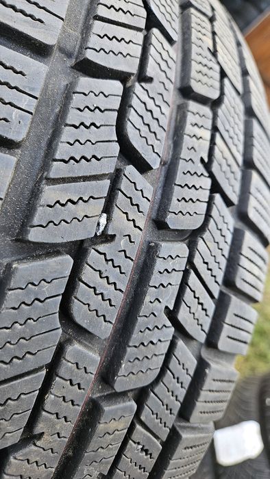 4бр гуми 215 55 16 фаерстоун