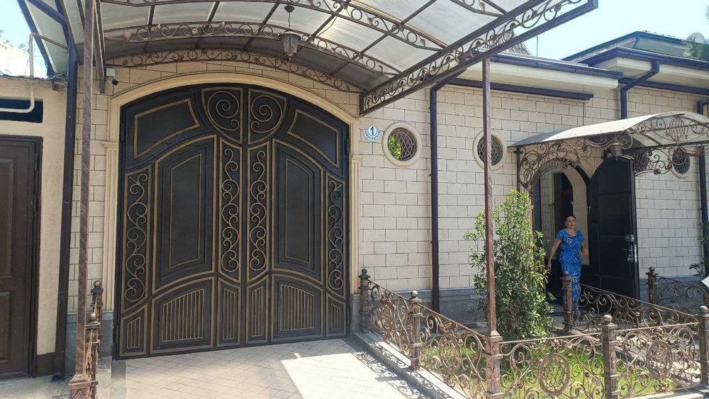 Срочно Продаётся Cоток: 3.4  Ориентир: мона ресторан Италиа  посолсва