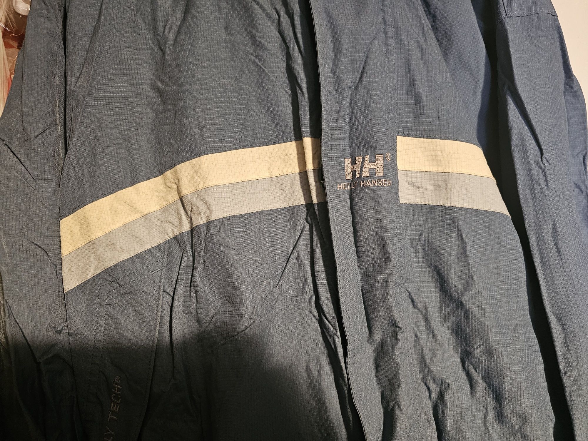 Дамско зимно яке Helly Hansen