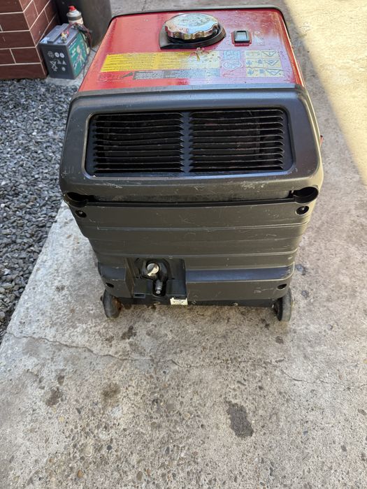 Camping generator honda EU 30 is