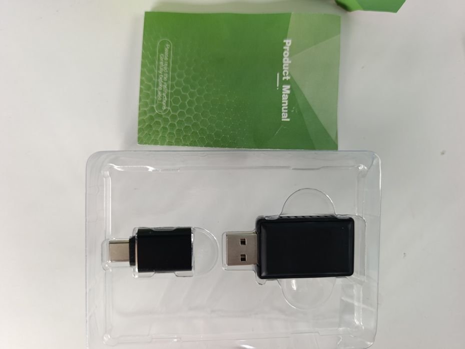 CarPlay wireless adapter за кола