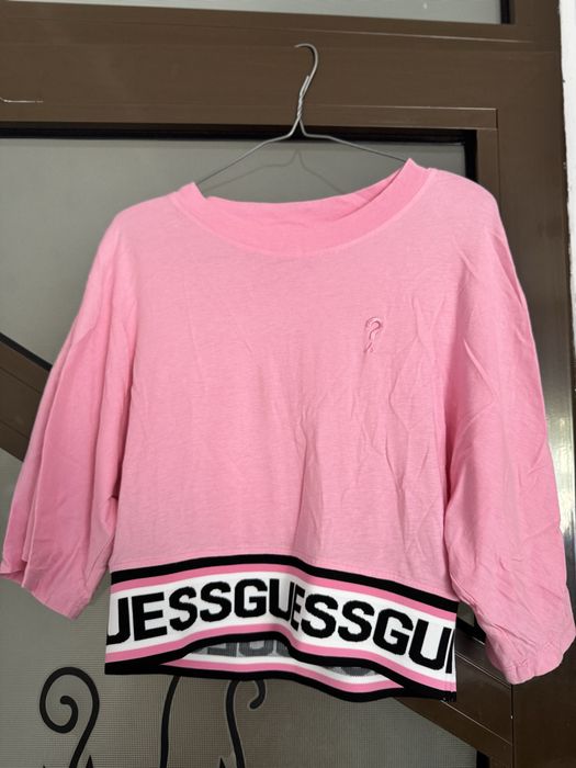 Tricou GUESS impecabil