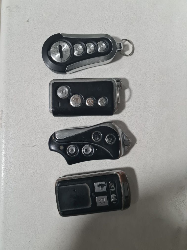 Продам разные пульты от автосигнализаций.