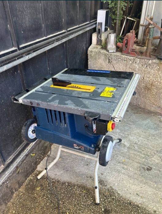 Сгъваема маса циркуляр REOBY 2200 вата 260 диск