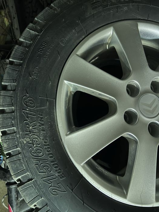 Jante 5x114.3 citroen/peugeot 215 65 16  all terrain