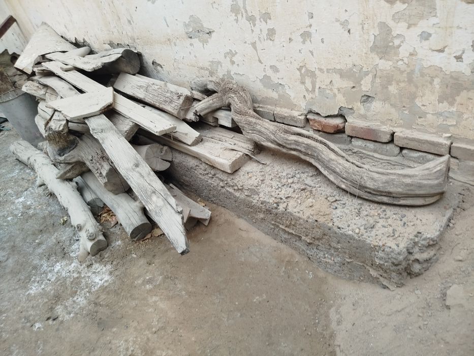 Тахта сотилади нархи 500.000 яна кулишамиз