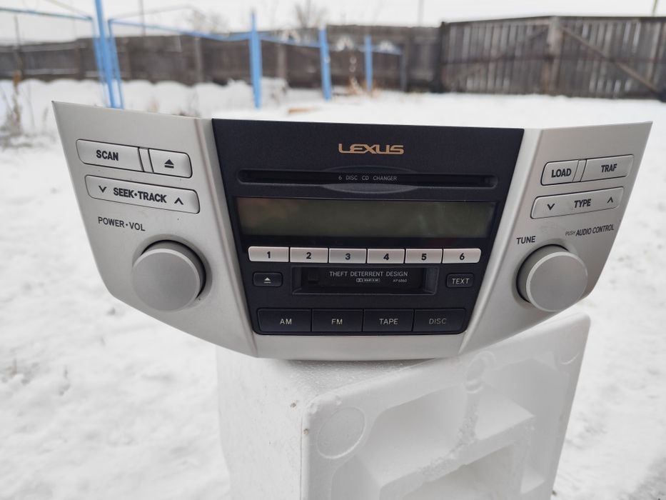 Продам магнитофон Лексус