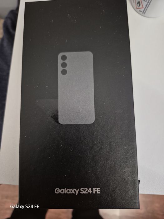 Samsung S24 FE Перфектен