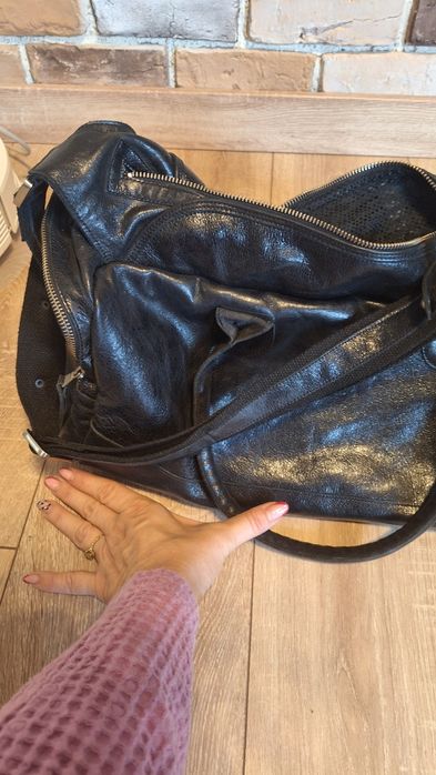 Голяма чанта естествена кожа на дизайнерска марка Neds