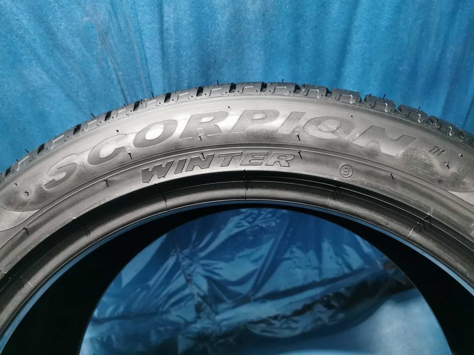 285 45 21 pirelli m+s 4 buc