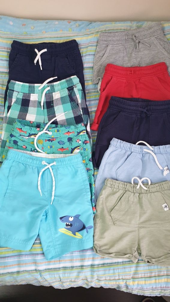 Lot pantaloni scurți marime 92-98 cm