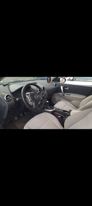 Nissan Qashqai J10