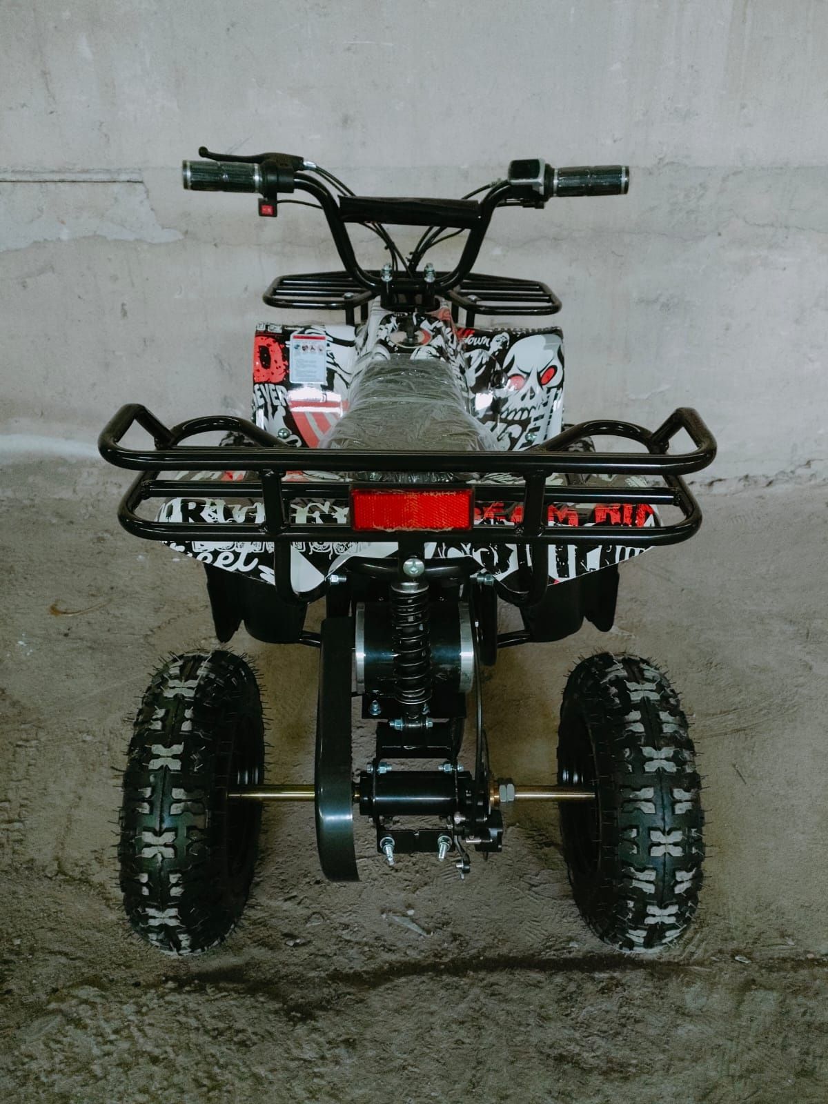 Atv Quad adus din Germania pentru copii cu motor electric de 1000w și