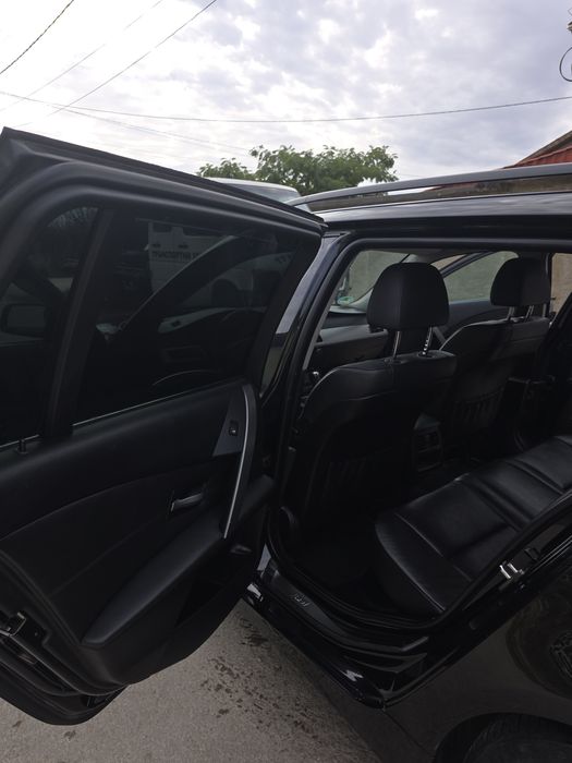 BMW E61 530 218 к.с.