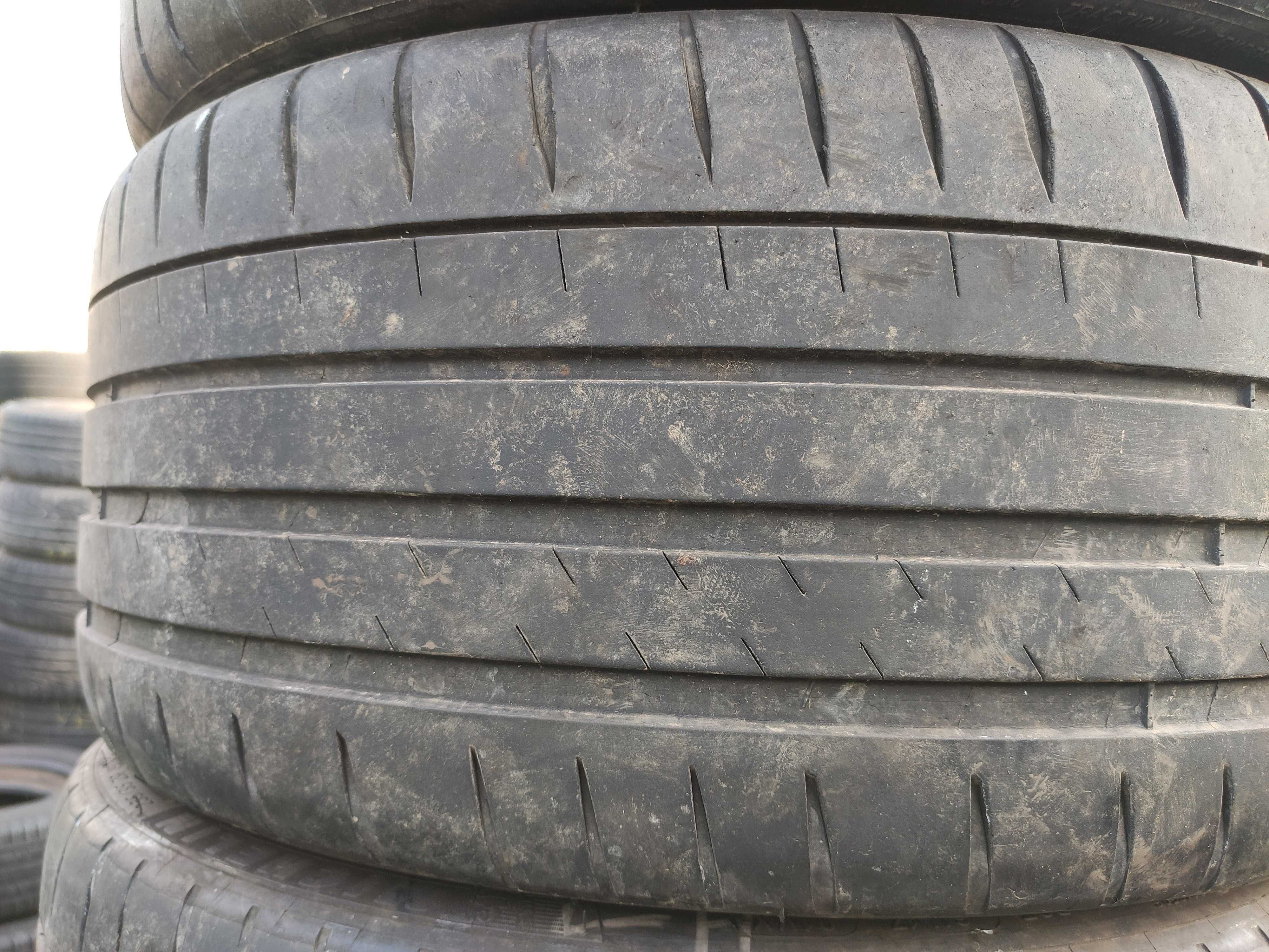 4бр Летни гуми 235 35 19 - Michelin