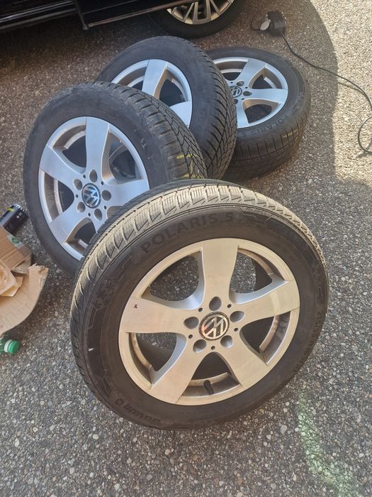 Jante aliaj noi nouțe impecabile pentru vw. Audi.r 16 cu cauciucuri de