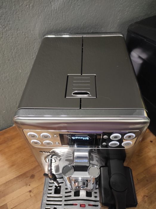 Кафемашина/Каферобот Saeco Exprelia Evo