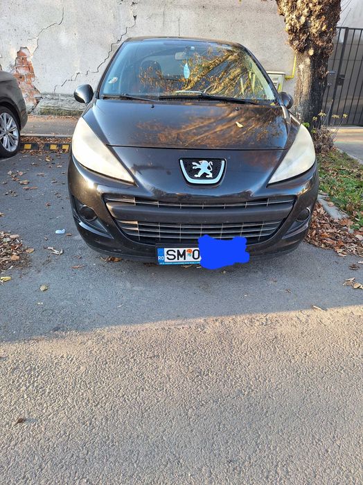 Vând peogeot 207, an de fabricatie 2010, model 2011, diesel