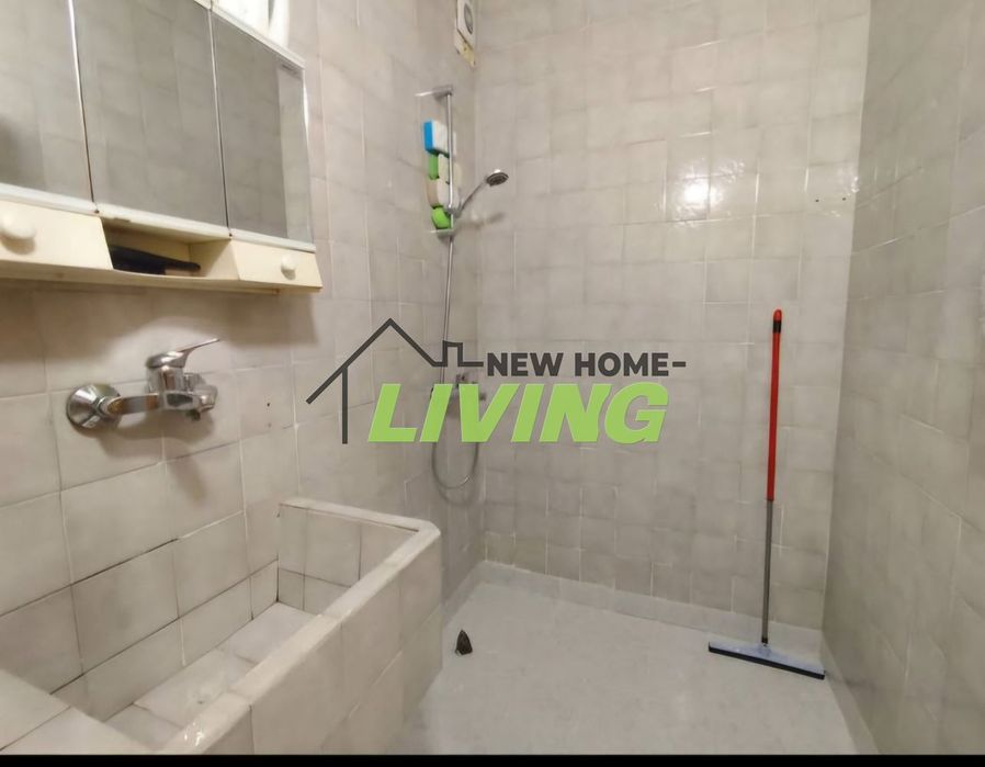 Продава се Тристаен апартамент в Пловдив, Южен - 98 кв.м за 2041 €/кв.м - Снимка #7
