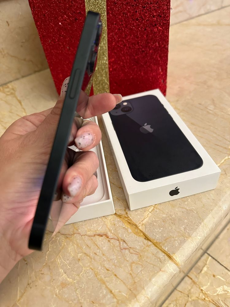 iPhone 13 Midnight 256 GB