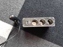 Incarcator adaptor 3 porturi auto + USB 12 V