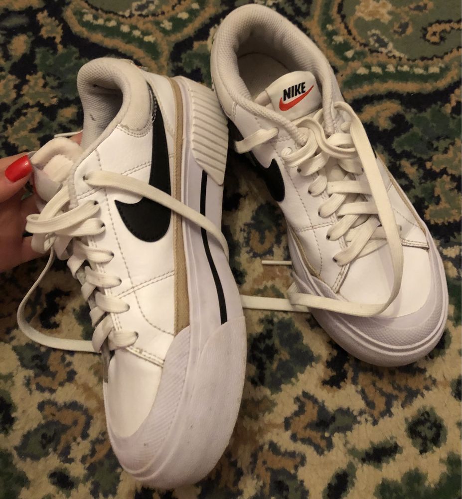 Incaltaminte nike